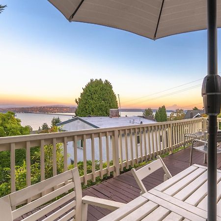 Sunrise On Lake Washington Villa ซีแอตเทิล ภายนอก รูปภาพ