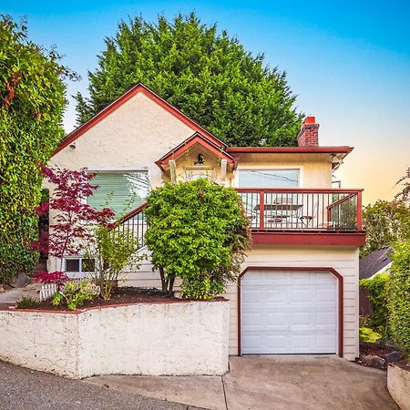 Sunrise On Lake Washington Villa ซีแอตเทิล ภายนอก รูปภาพ