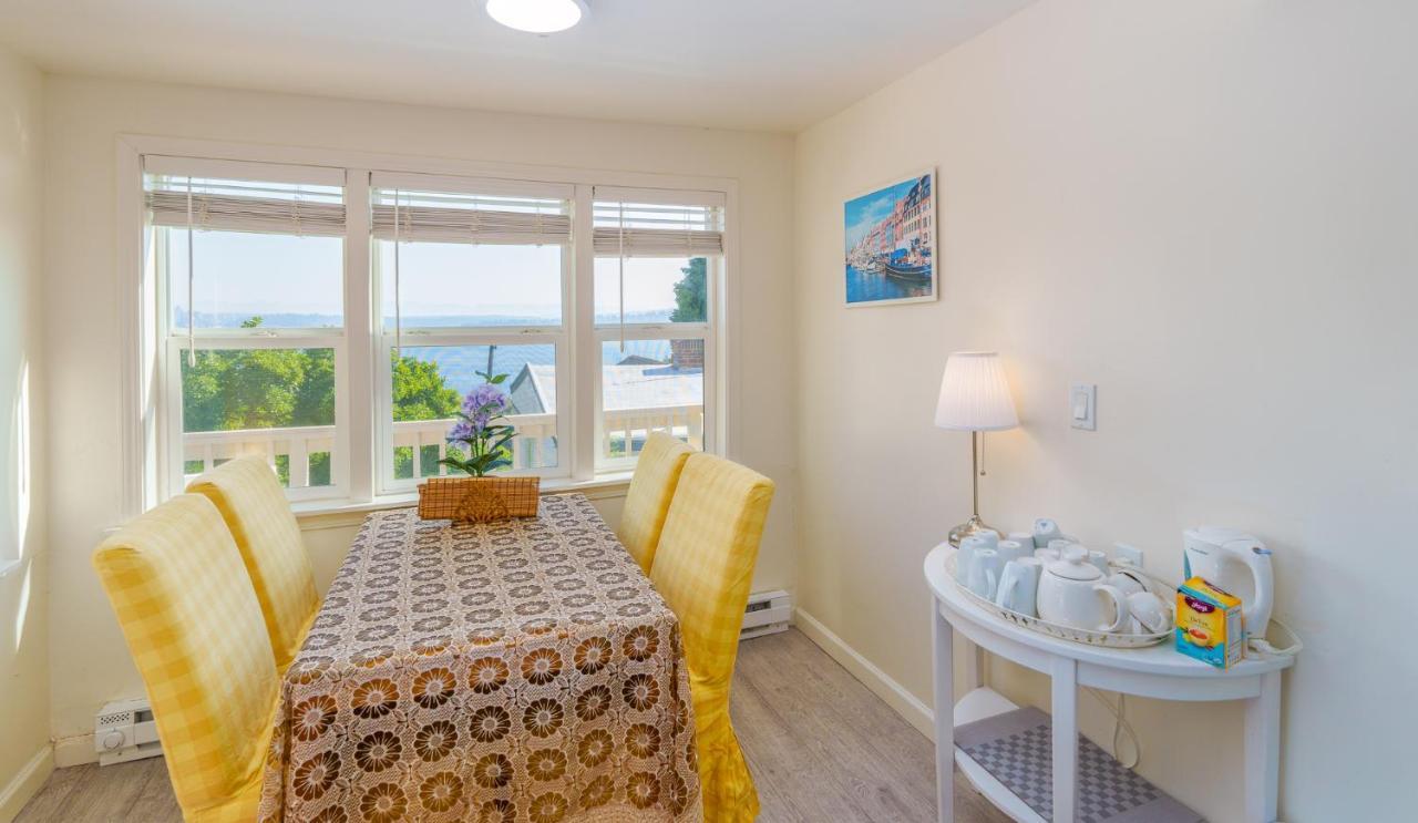 Sunrise On Lake Washington Villa ซีแอตเทิล ภายนอก รูปภาพ