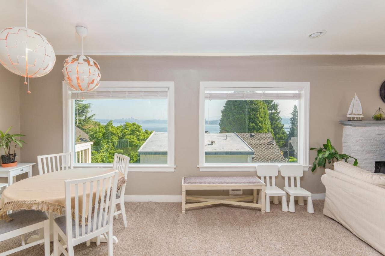 Sunrise On Lake Washington Villa ซีแอตเทิล ภายนอก รูปภาพ